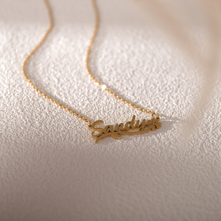 Close-up of personalized clover pendant – delicate and elegant design