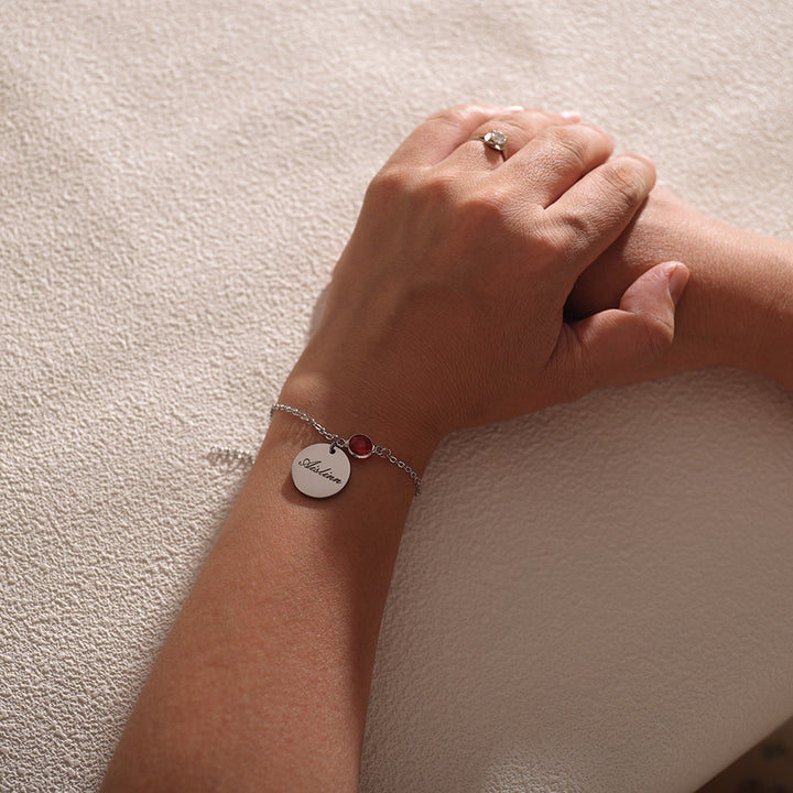 Custom bracelet with name and birthstone – meaningful gift for her