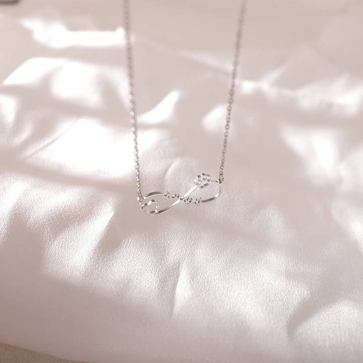 Custom infinity pendant for family or lovers – handcrafted by LUNA
