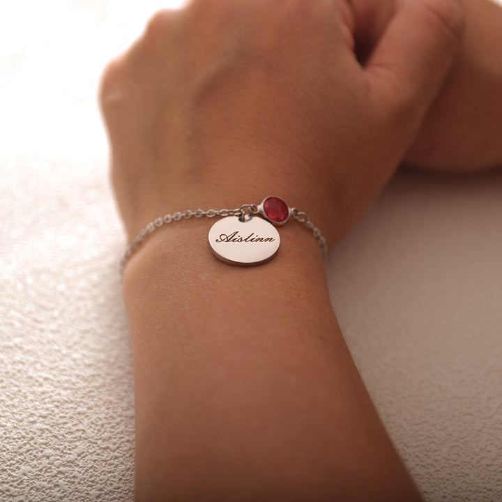 Gold birthstone name bracelet – personalized with engraved name and gemstone