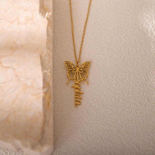 Personalized romantic necklace for girlfriend with name and heart charm – LUNA