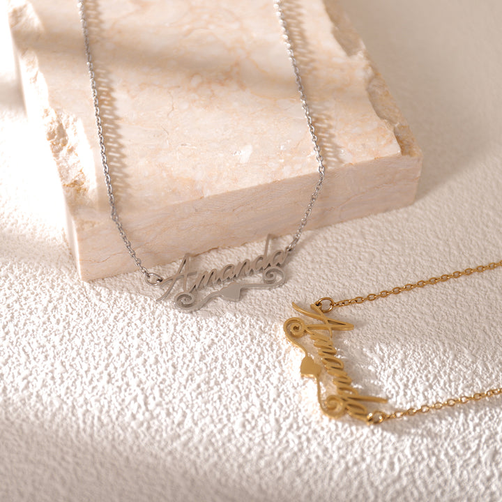 Silver minimalist necklace worn by model – understated and stylish